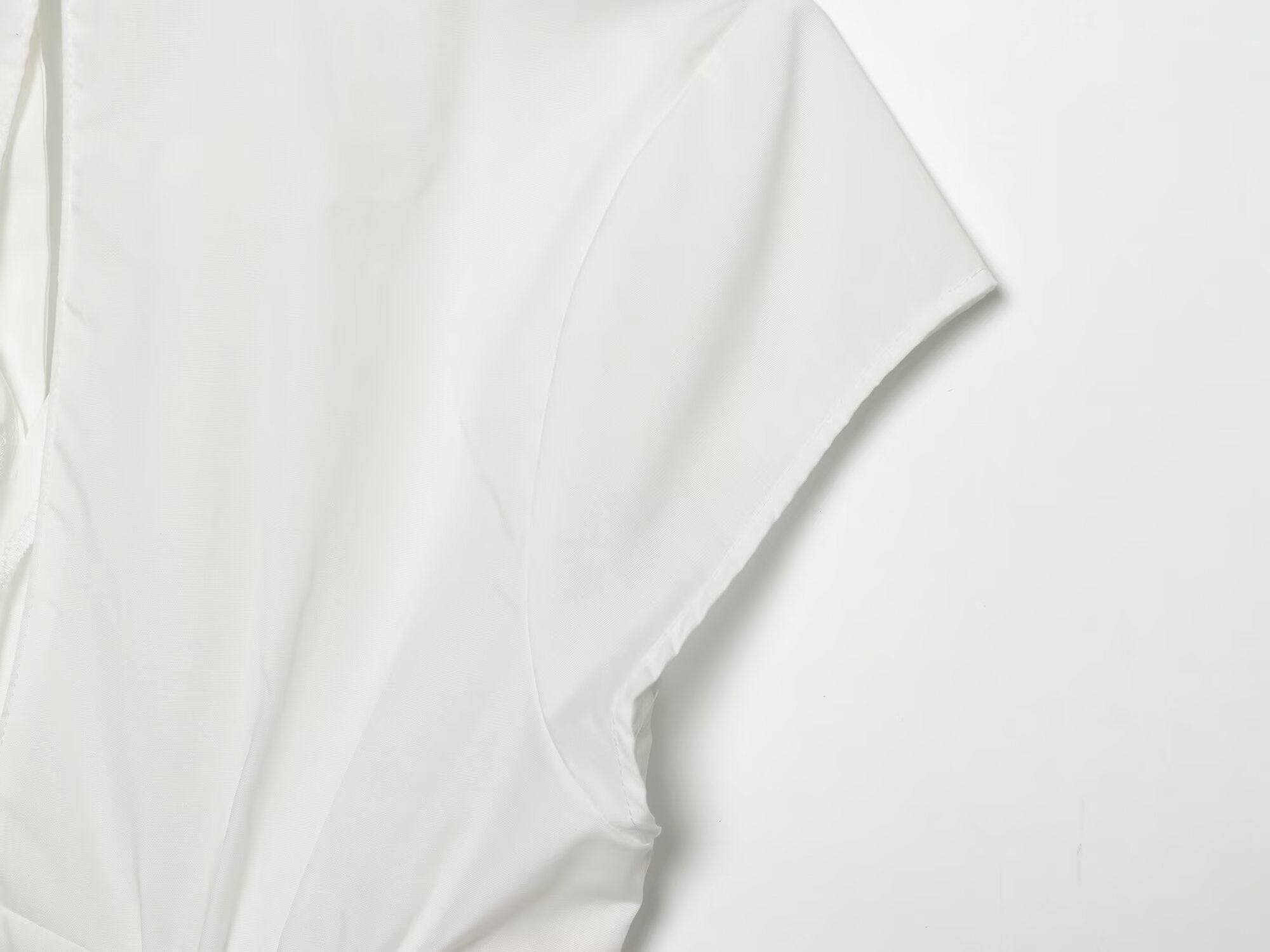 Women's bow decorated Split poplin top